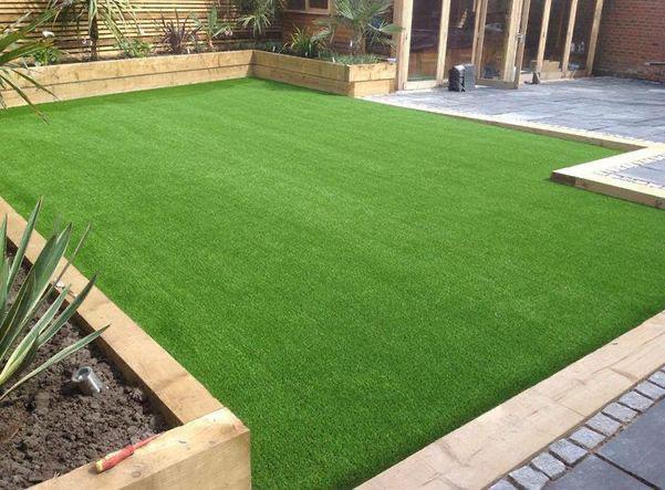 Patio with Artificial Grass